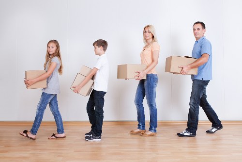 Local movers handling flat access challenges in Highbury
